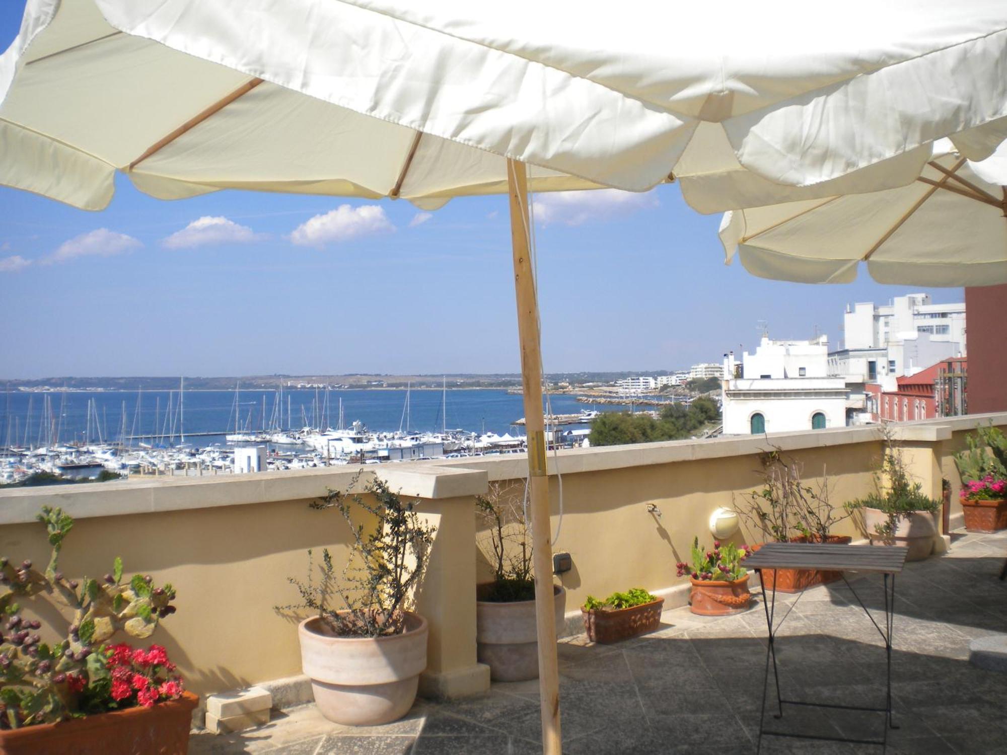 Palazzo Vergine - By Inside Salento Gallipoli Ngoại thất bức ảnh